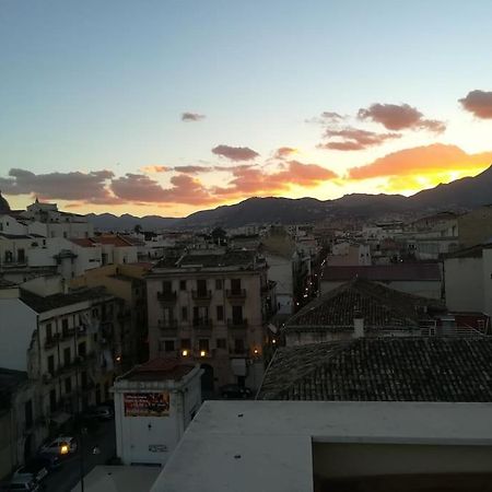A Terrace In The Heart Of Palermo Lägenhet Exteriör bild