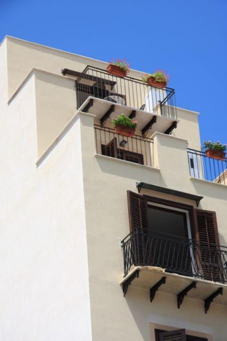 A Terrace In The Heart Of Palermo Lägenhet Exteriör bild